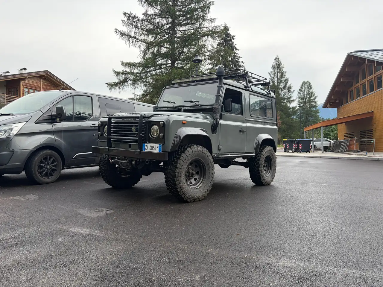 Land Rover Defender 200 tdi, foto 2