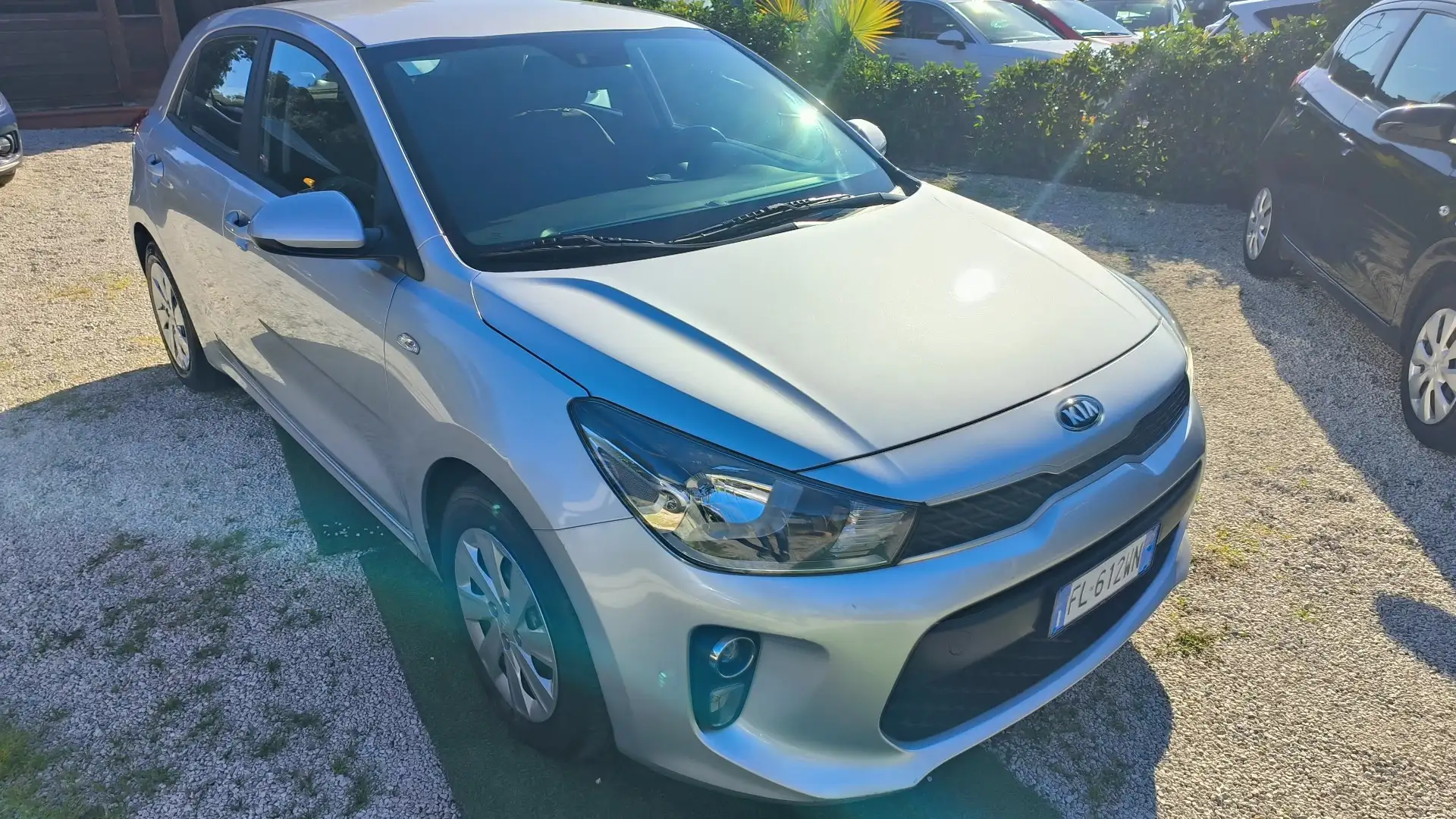 Kia Rio 1.2 mpi eco Gpl 82cv Unico proprietario Grigio - 2