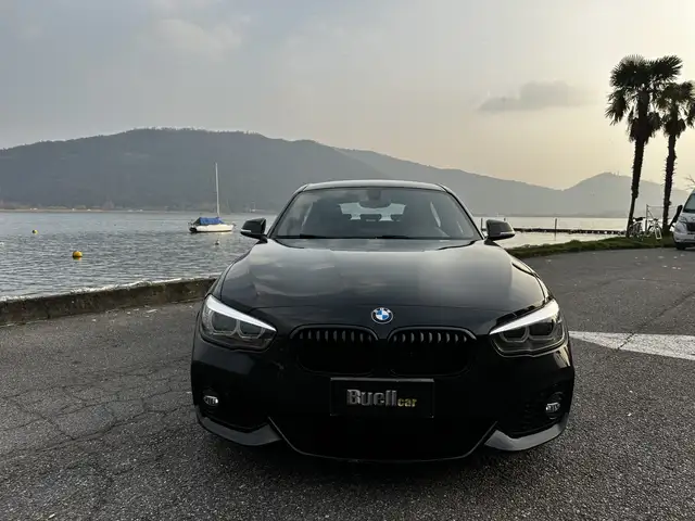 BMW 116 Serie 1 F/20-21 2015 116d Msport 5p