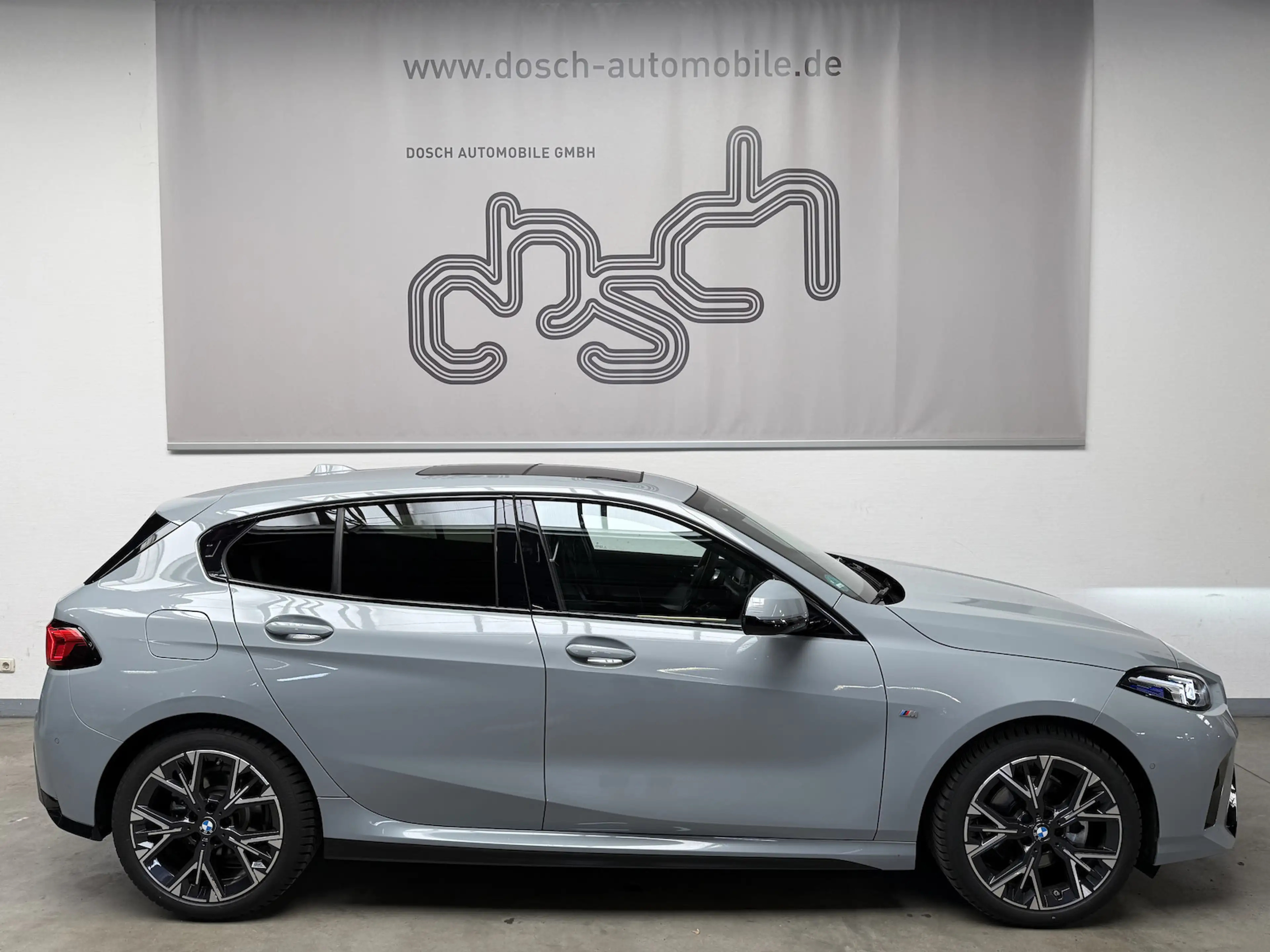 BMW 120 120d M Sport /PREMIUM/LED/PANO/NAVI — photo 3