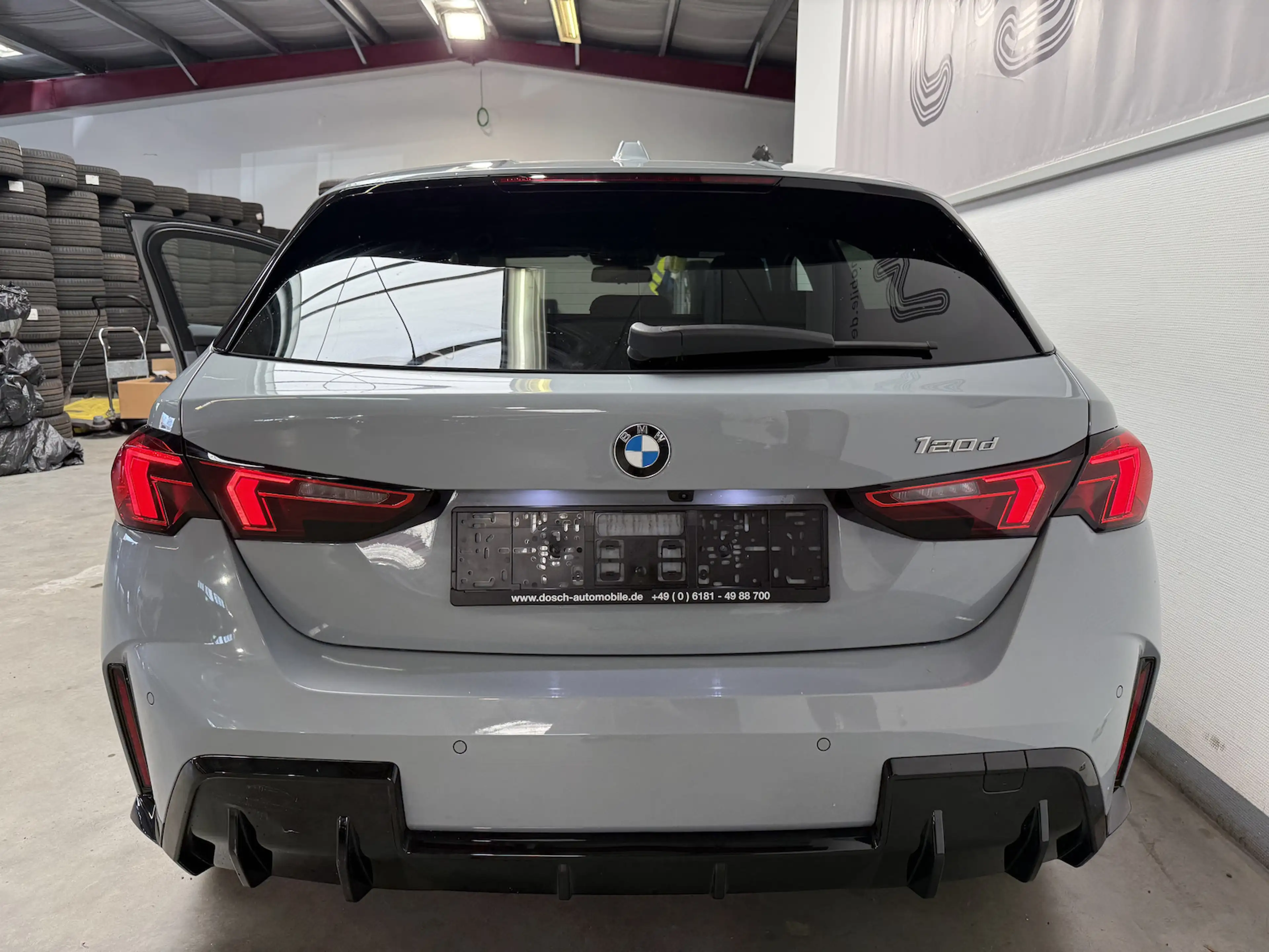 BMW 120 120d M Sport /PREMIUM/LED/PANO/NAVI — photo 11