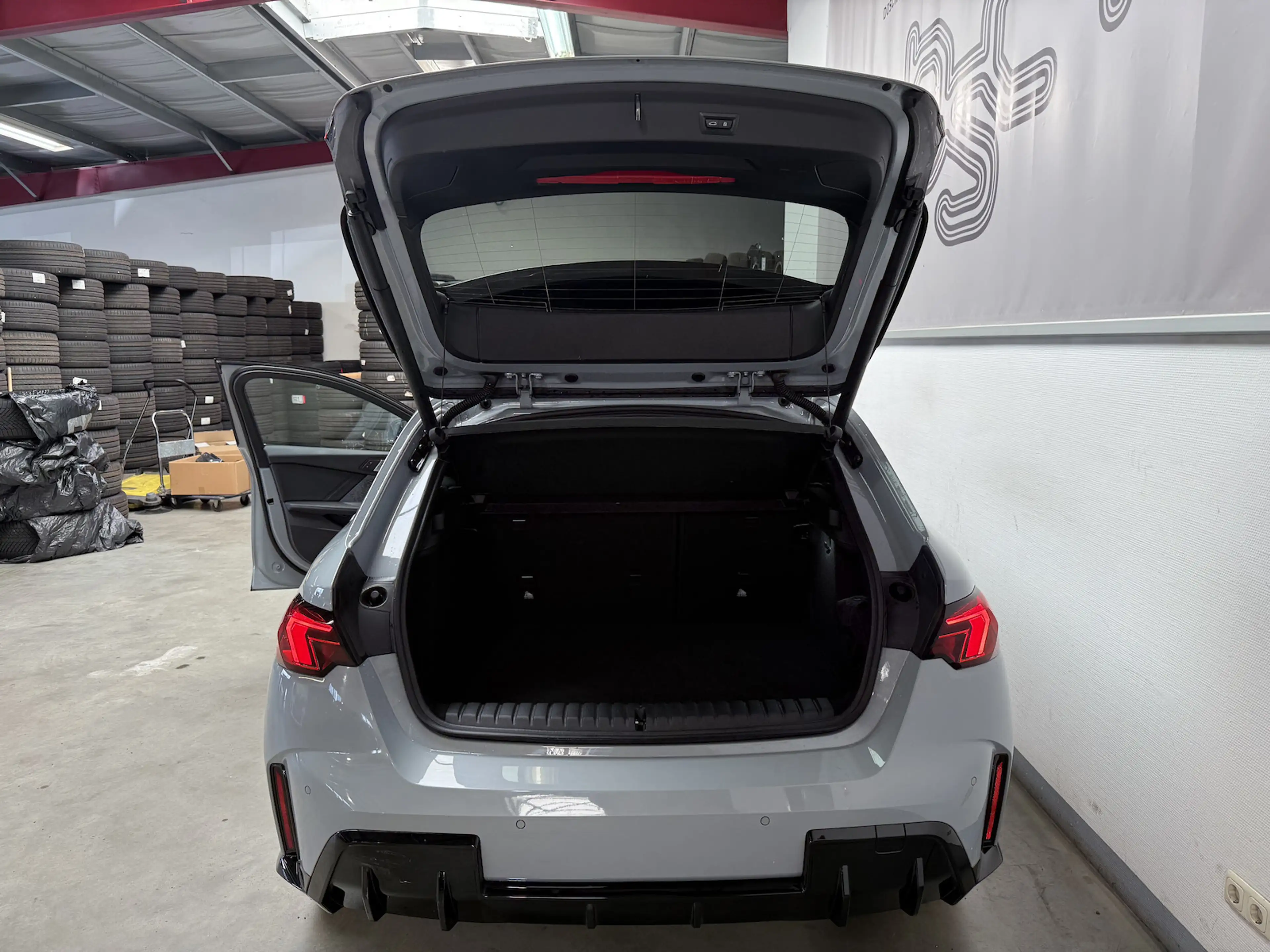 BMW 120 120d M Sport /PREMIUM/LED/PANO/NAVI — photo 10