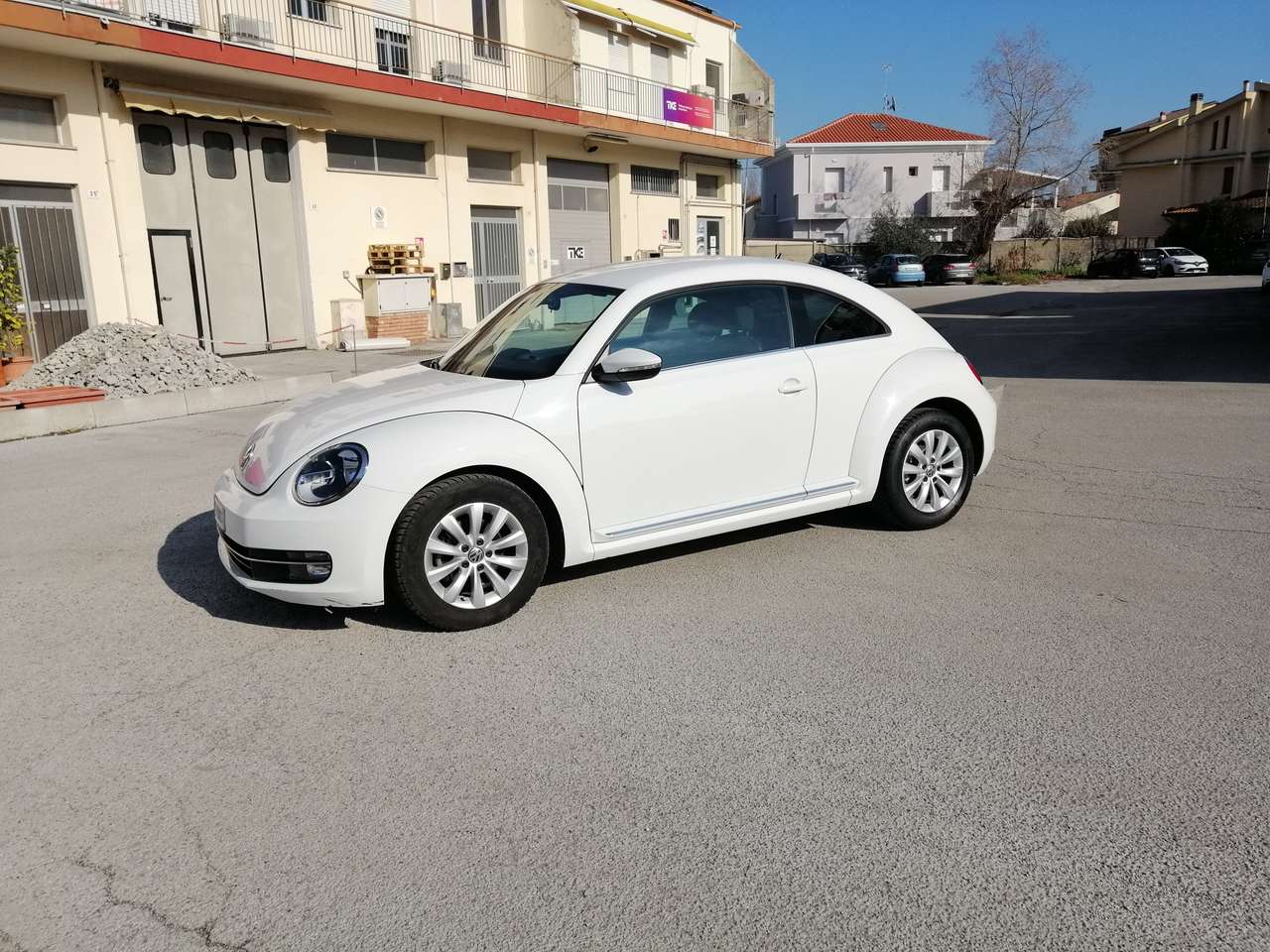 Volkswagen Maggiolino 1.2 tsi Design X NEO PATENTATI