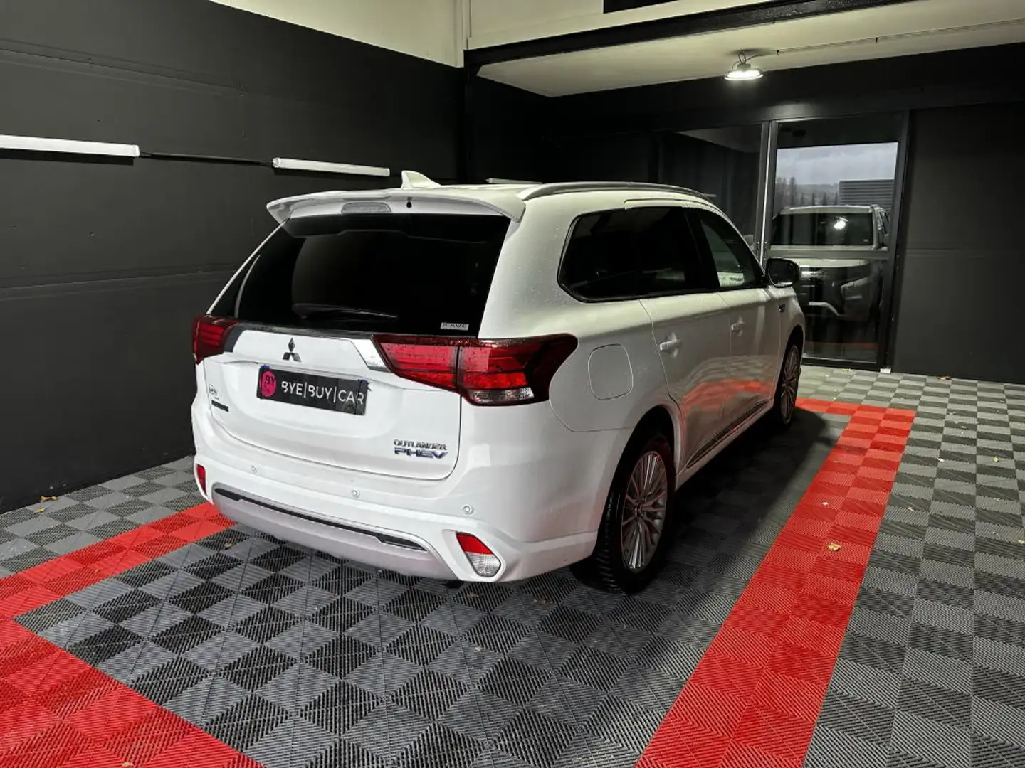 Mitsubishi Outlander Outlander Phev 2.4 S-AWC 312ch BVA PHASE 3 - TOIT OUVRANT - GRP ELECTROGENE - Garantie 12 mois Blanc - 2