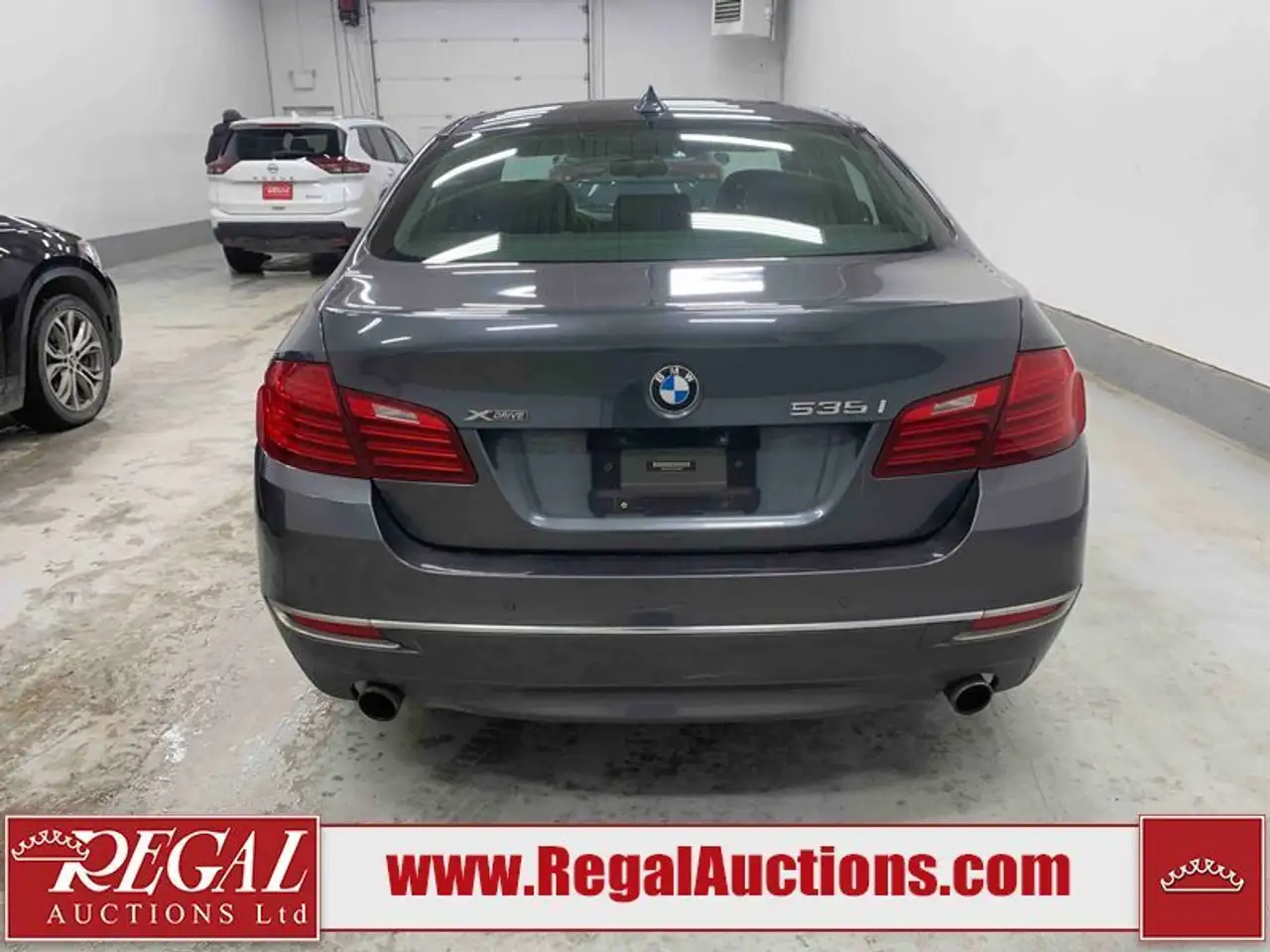 BMW 5 Series снимка BMW 5 Series
