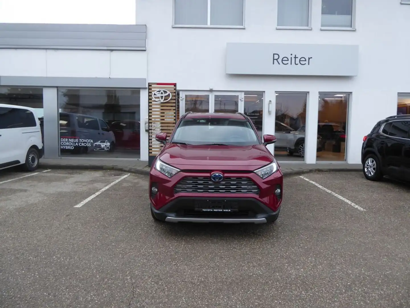 Toyota RAV 4 2,5 Hybrid Active 2WD Aut. Rot - 1