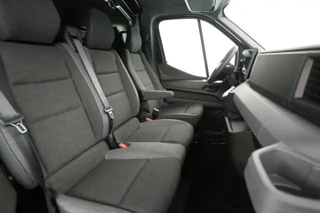Renault Master view 12