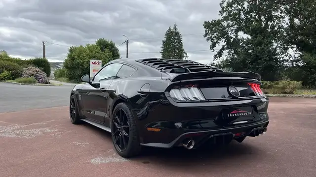 Ford Mustang view 7