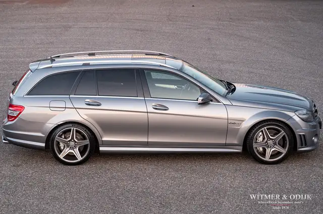 Mercedes-Benz C-Class view 9