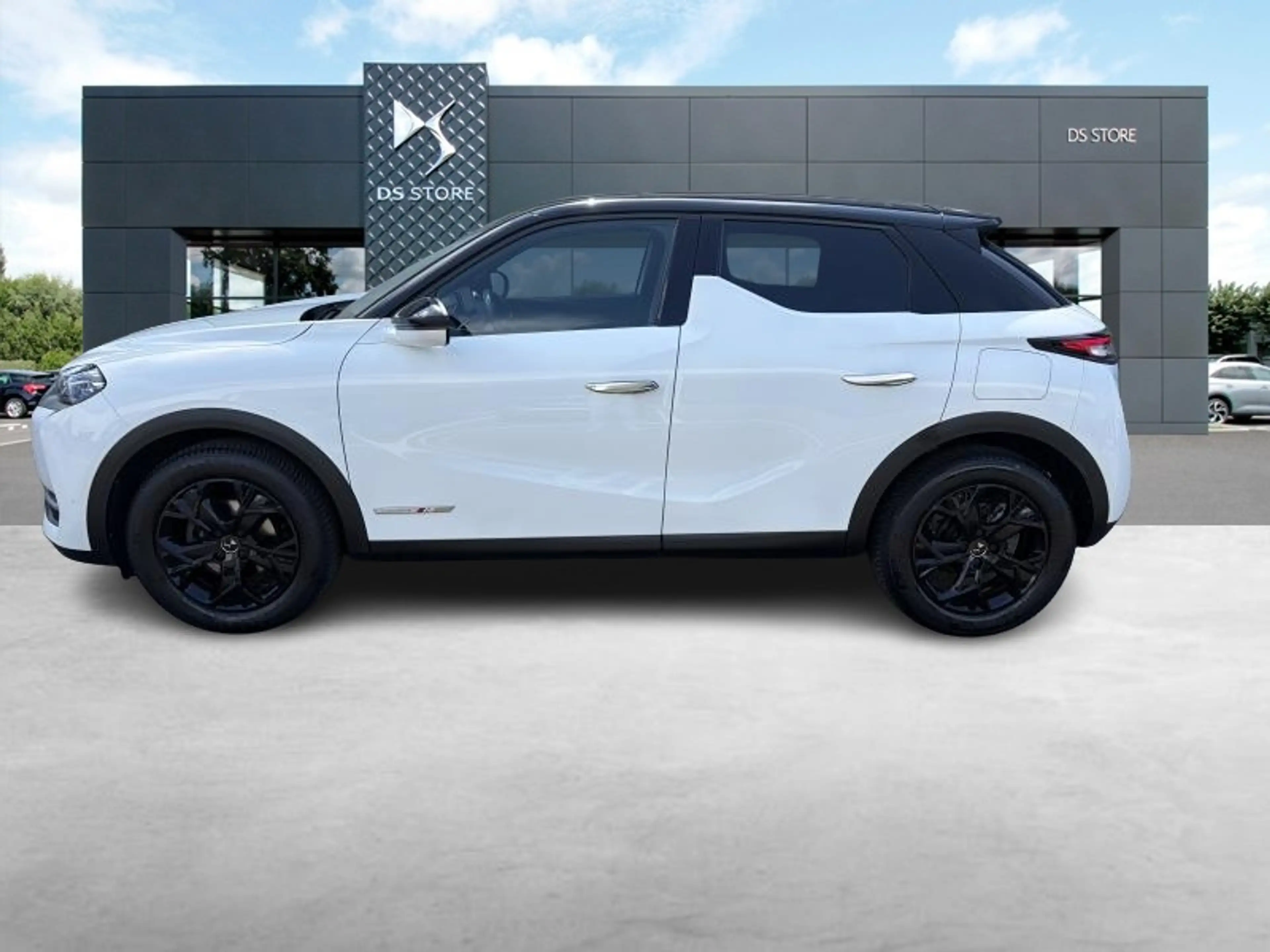 DS Automobiles DS 3 Crossback Bastille — photo 4