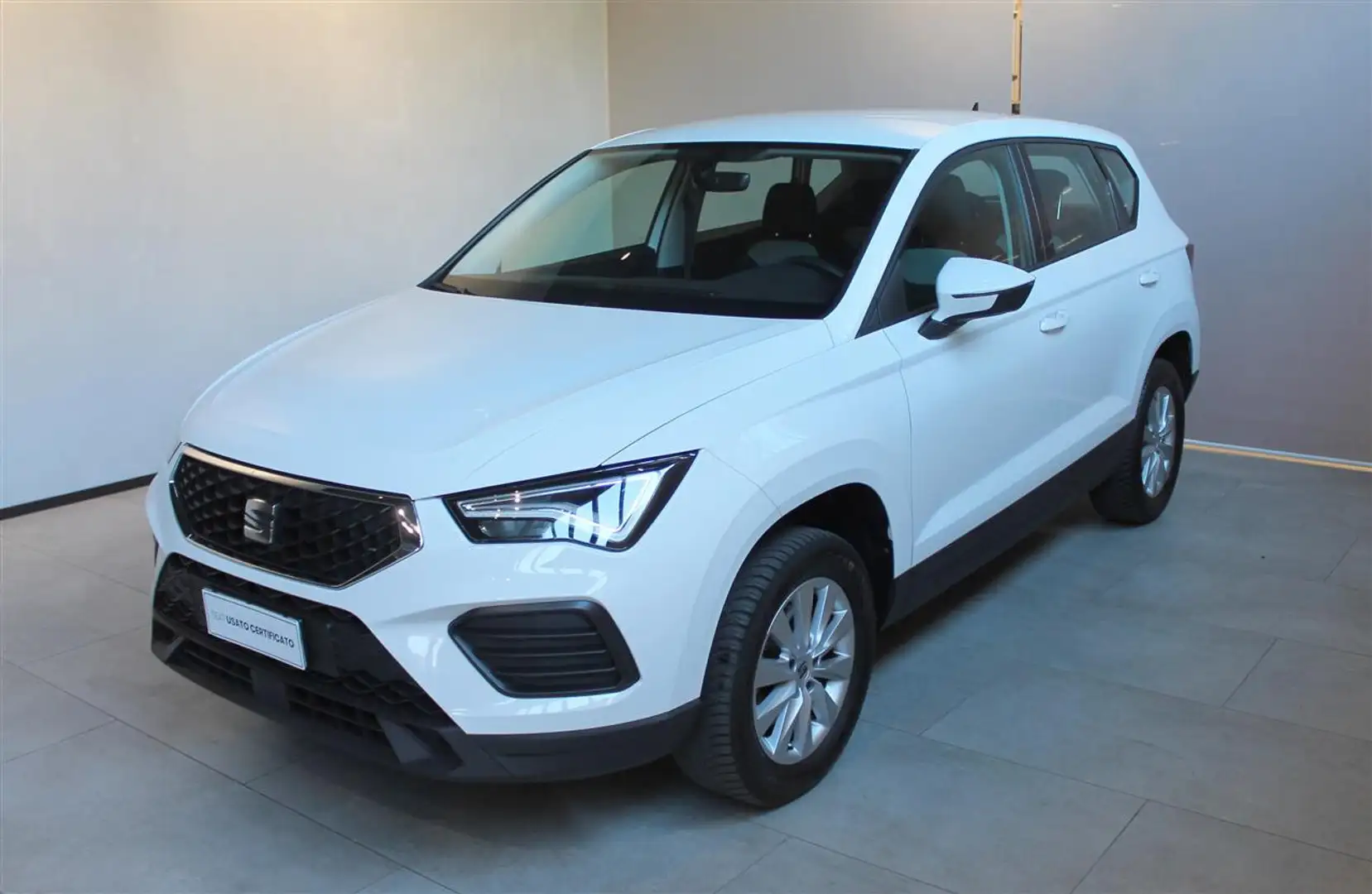 SEAT Ateca 1.0 TSI 110 HP REFERENCE Wit - 2