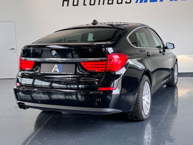 BMW 530 5 Gran Turismo — photo 11