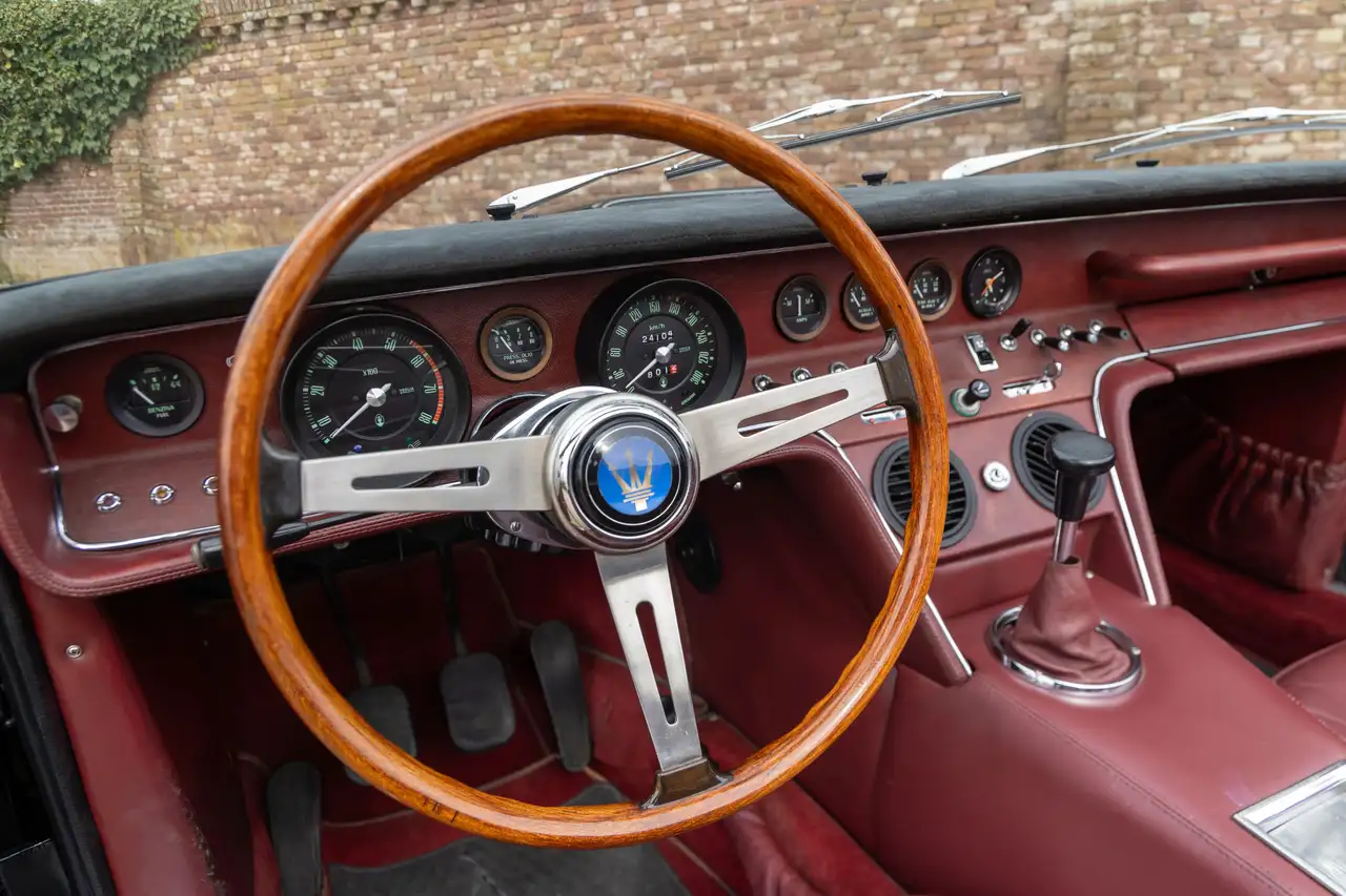 Maserati Ghibli 4700 Spyder "Built by Campana Carrozzeria Modena", foto 11