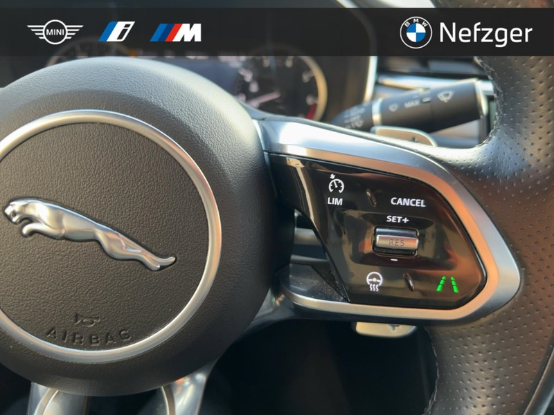Jaguar XF P250 R-Dynamic SE RFK LED Ambiente Sportfahrwerk — photo 15