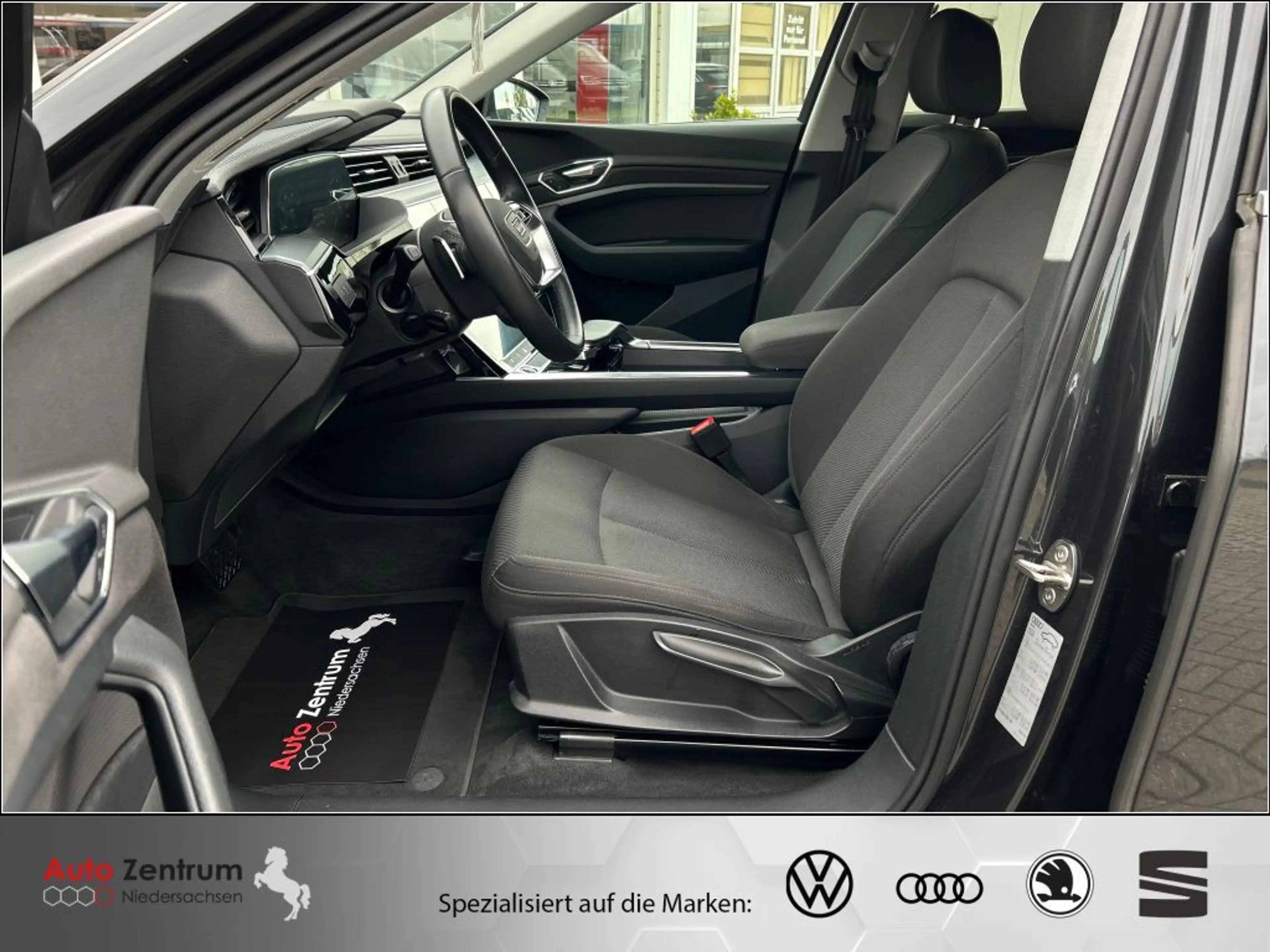 Audi e-tron 55 quattro advanced AZN-HAUS-FÖRDERUNG* Standheizg — photo 11