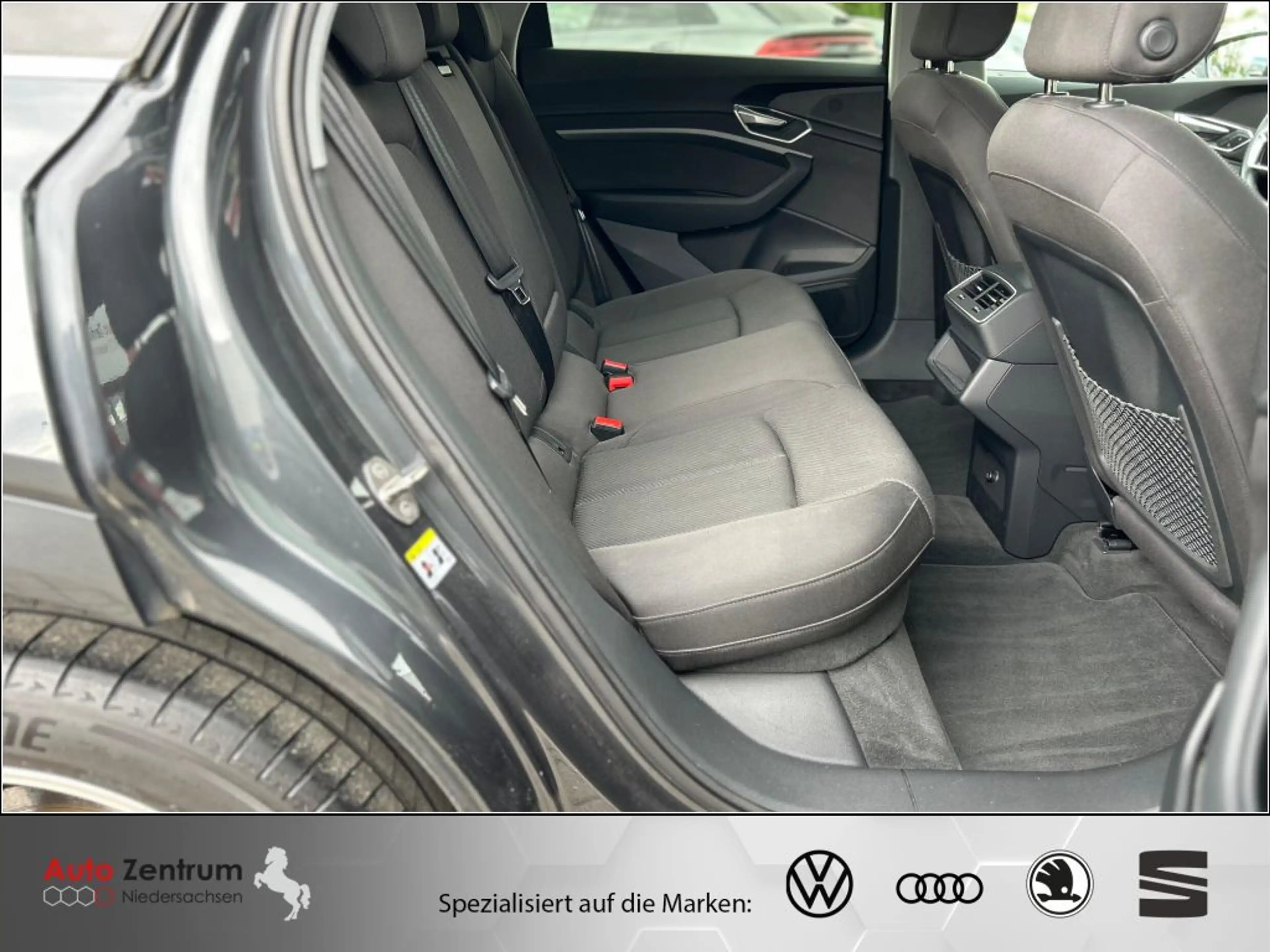 Audi e-tron 55 quattro advanced AZN-HAUS-FÖRDERUNG* Standheizg — photo 14