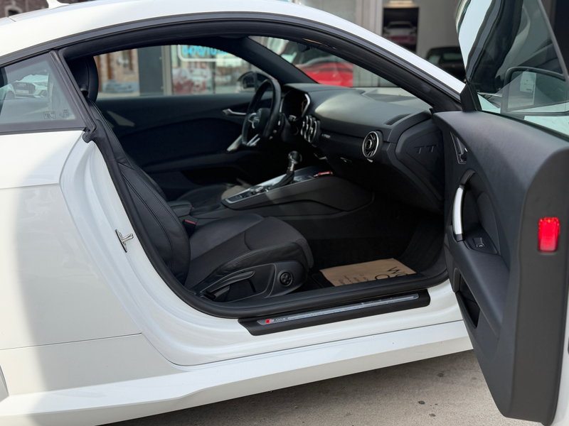 Audi TT TT Coupé 1.8 TFSI S tronic S LINE - COCKPIT - NAVI - CRUISE — photo 8