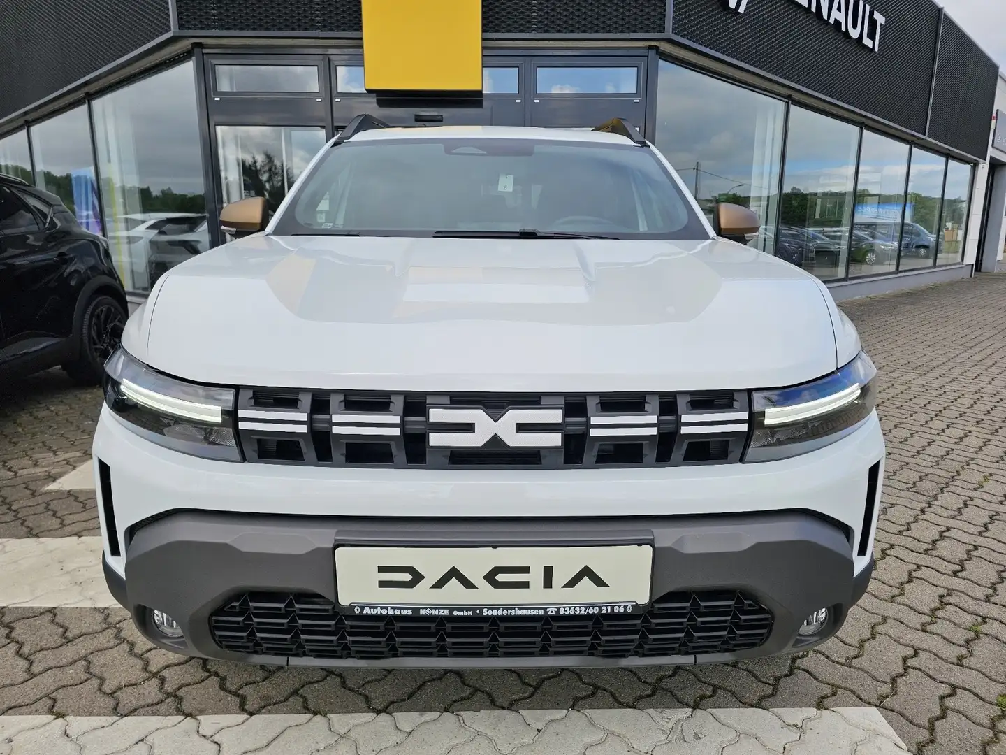 Dacia Duster Extreme TCe 130 4x4 *Winter-Paket* Weiß - 2