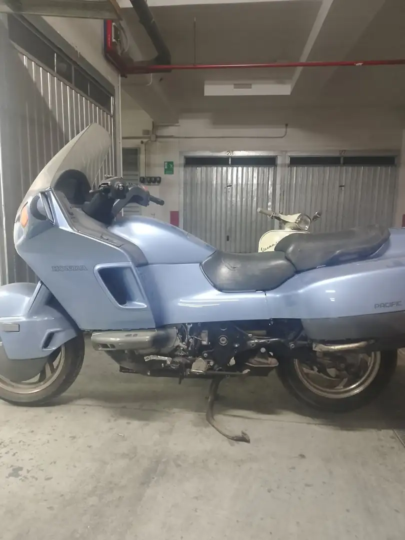Honda Pacific Coast Blue - 2