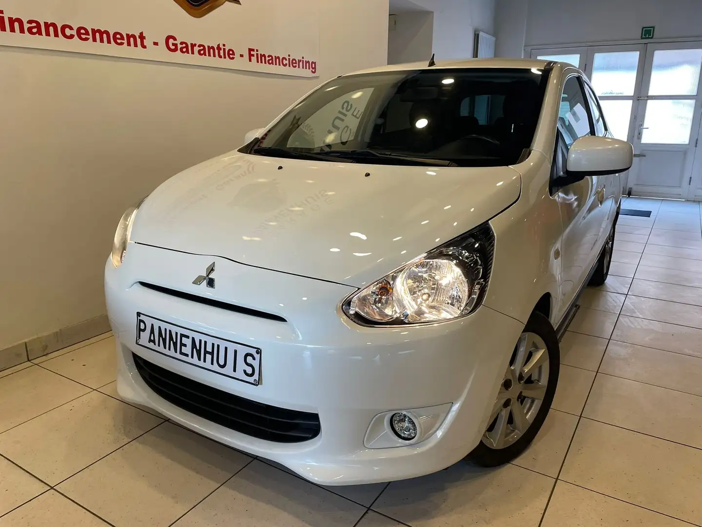 Mitsubishi Space Star Space Star 1.2i ClearTec Intense CVT Blanc - 1