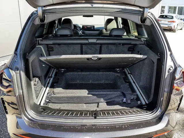 BMW X3 view 21