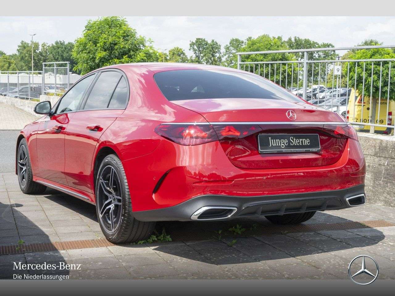 Mercedes-Benz E 200