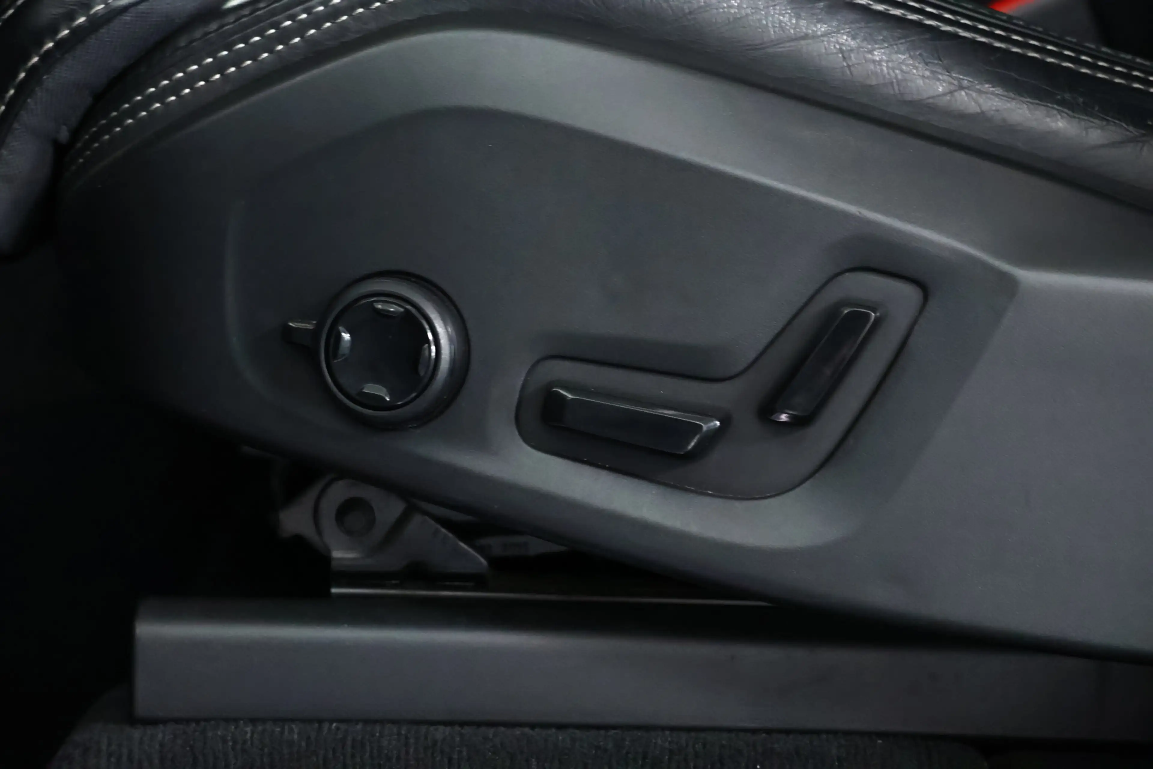 Volvo XC90 2.0 T5 AWD Inscription Navi / Opendak / Trekhaak / — photo 23