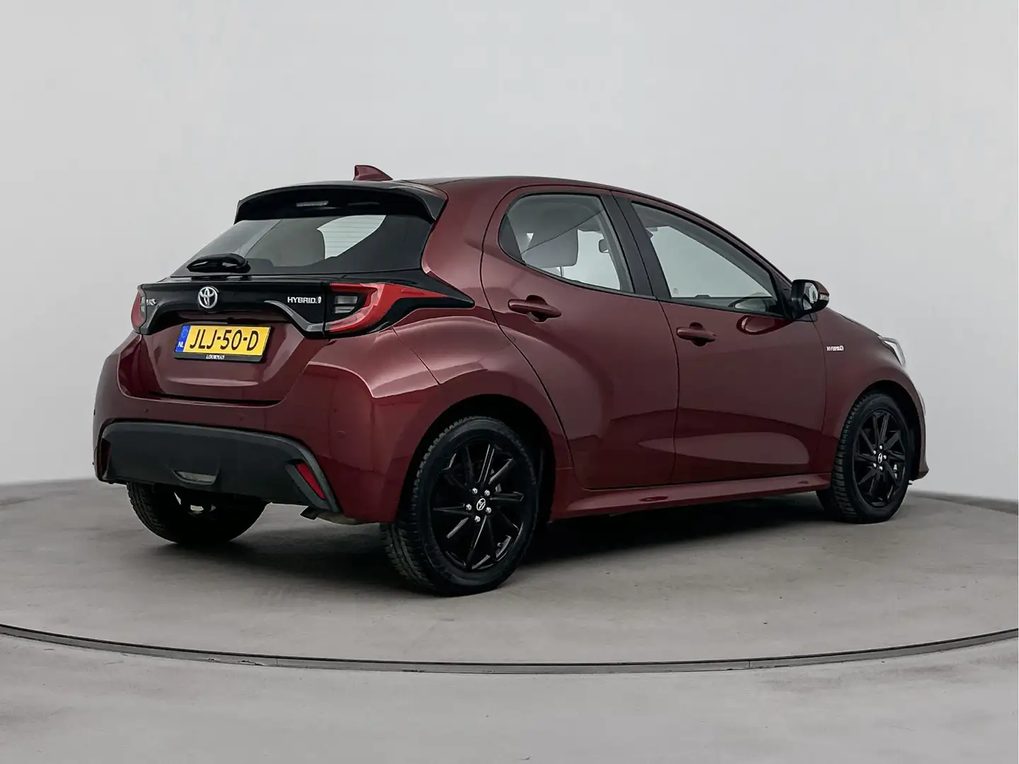 Toyota Yaris 1.5 Hybrid 115 Dynamic | LED Verlichting | Apple C Rouge - 2