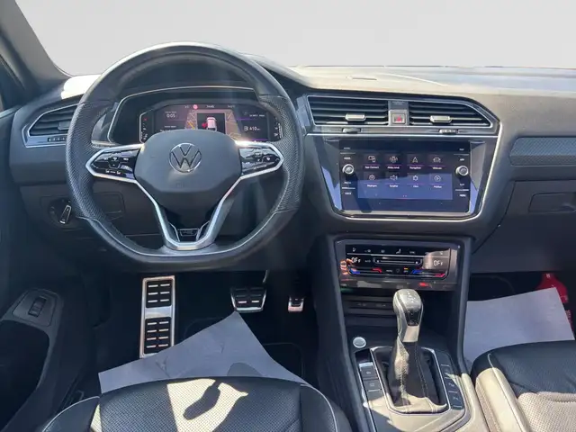 Volkswagen Tiguan Allspace view 9
