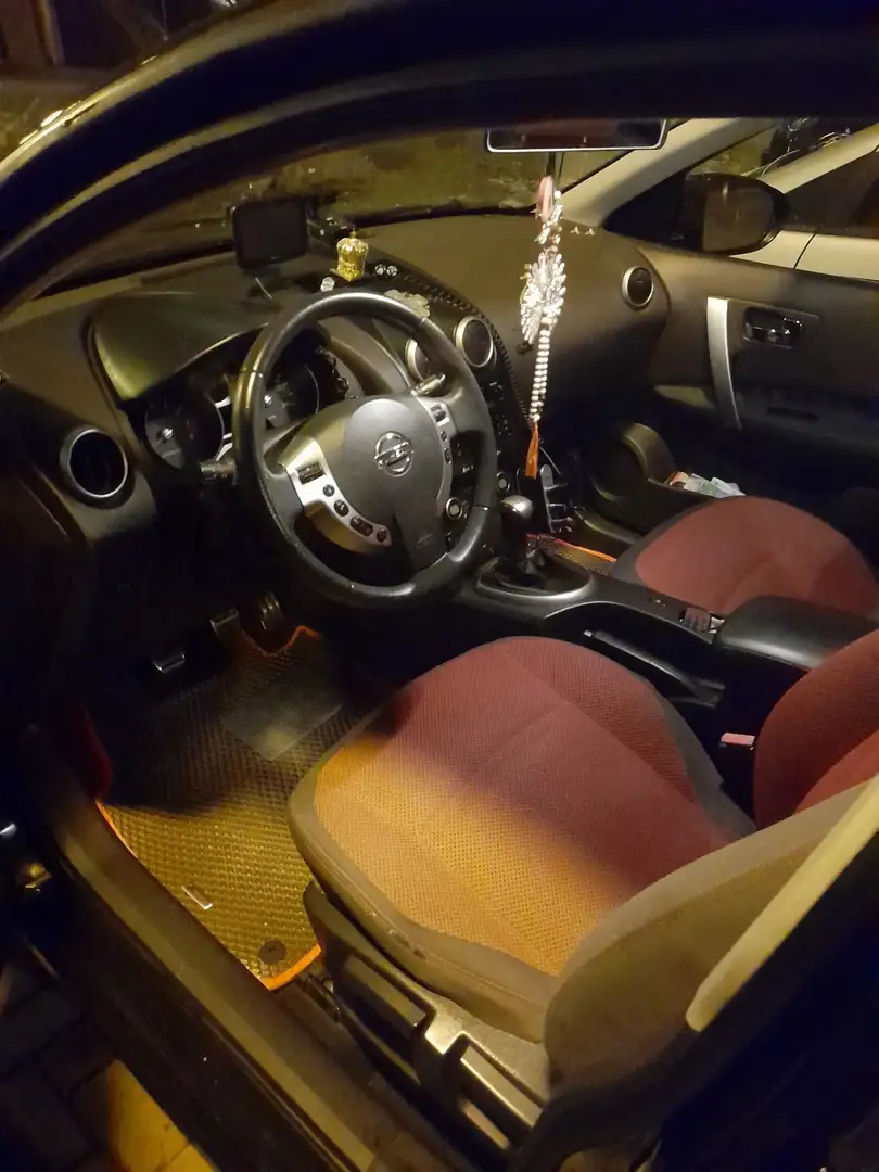 Nissan Qashqai 1.6 visia - 1