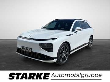 AWD Performance MY25 Premiumpaket & AHK