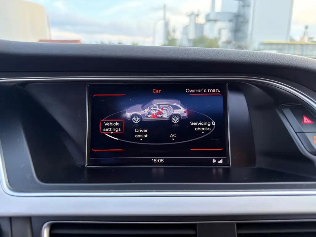 Audi A4 allroad 2.0 TFSI quattro | Pano | RFK | PDC Bild 19