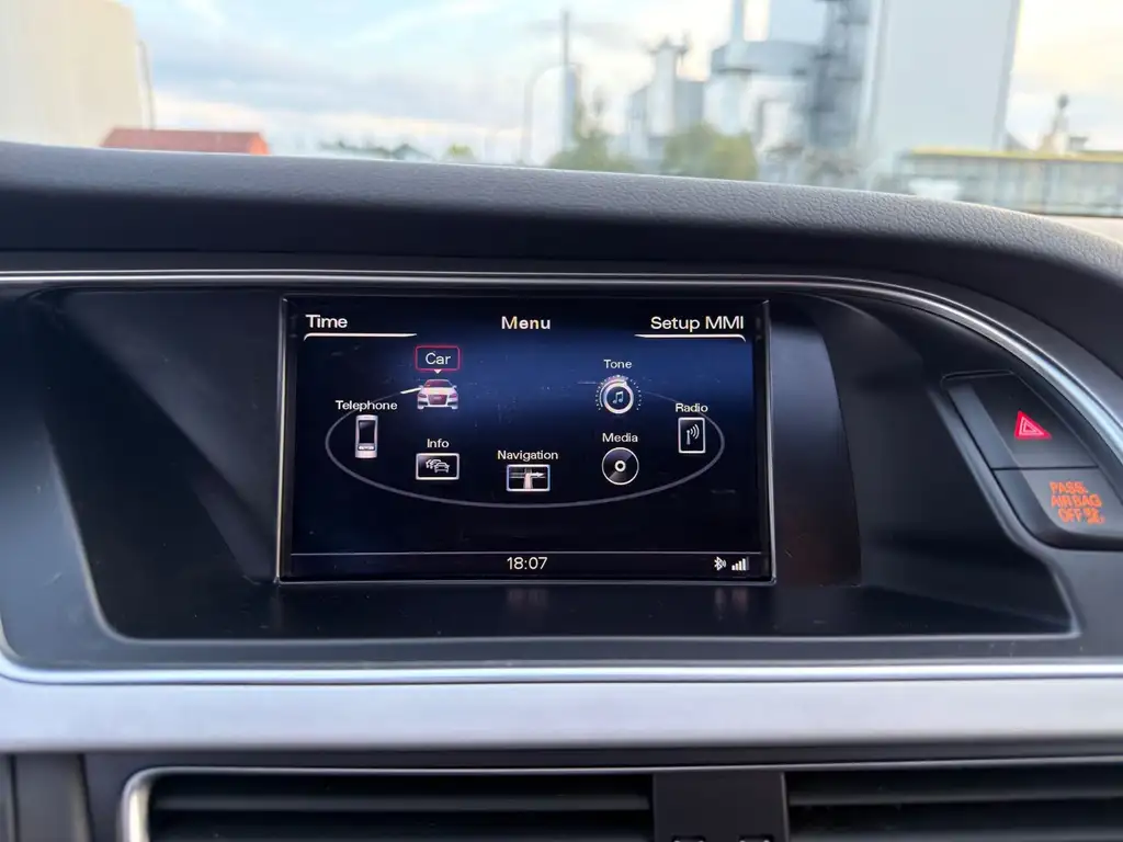 Audi A4 allroad 2.0 TFSI quattro | Pano | RFK | PDC Bild 26