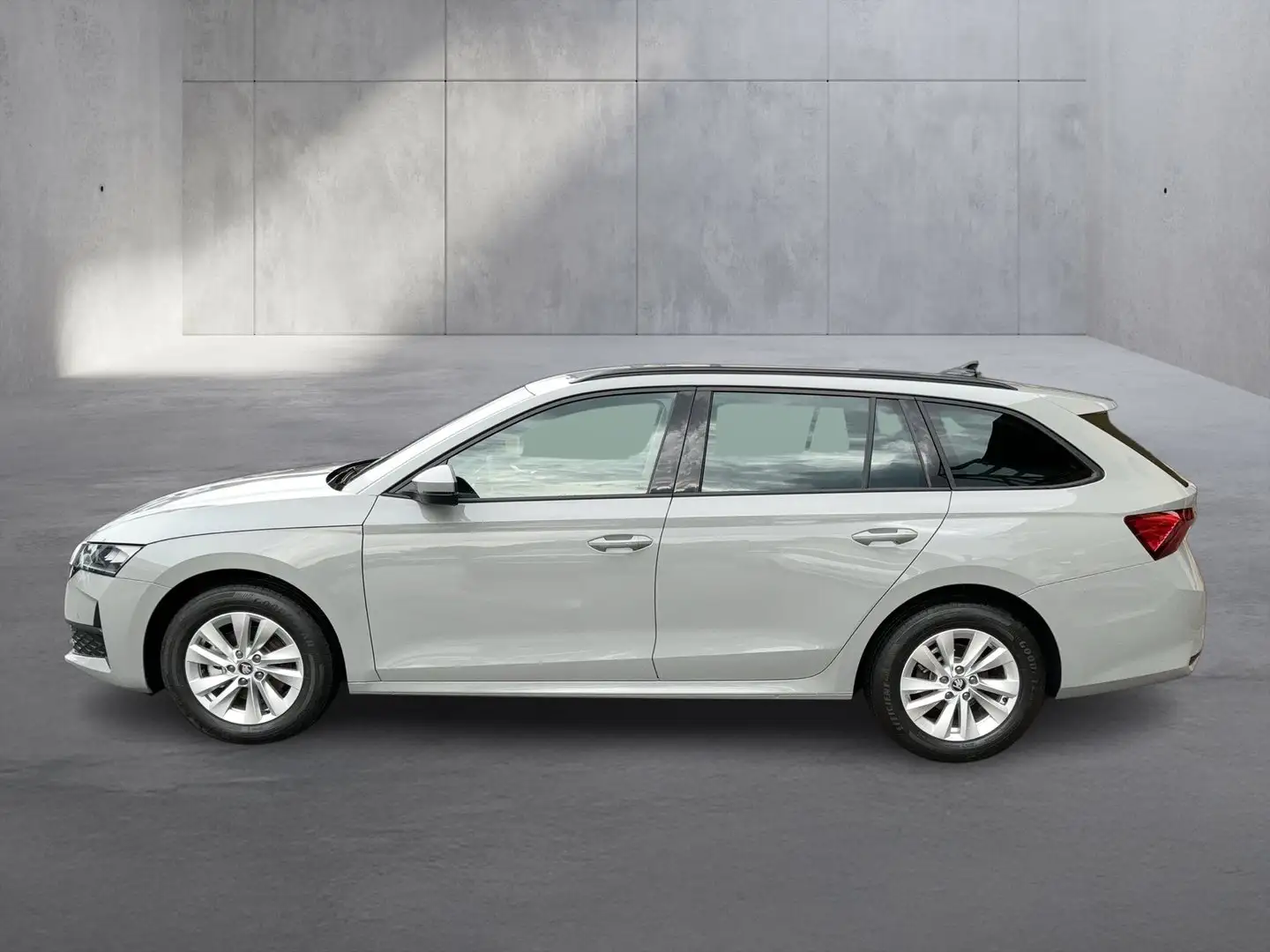 Skoda Octavia Essence TSI Grau - 2