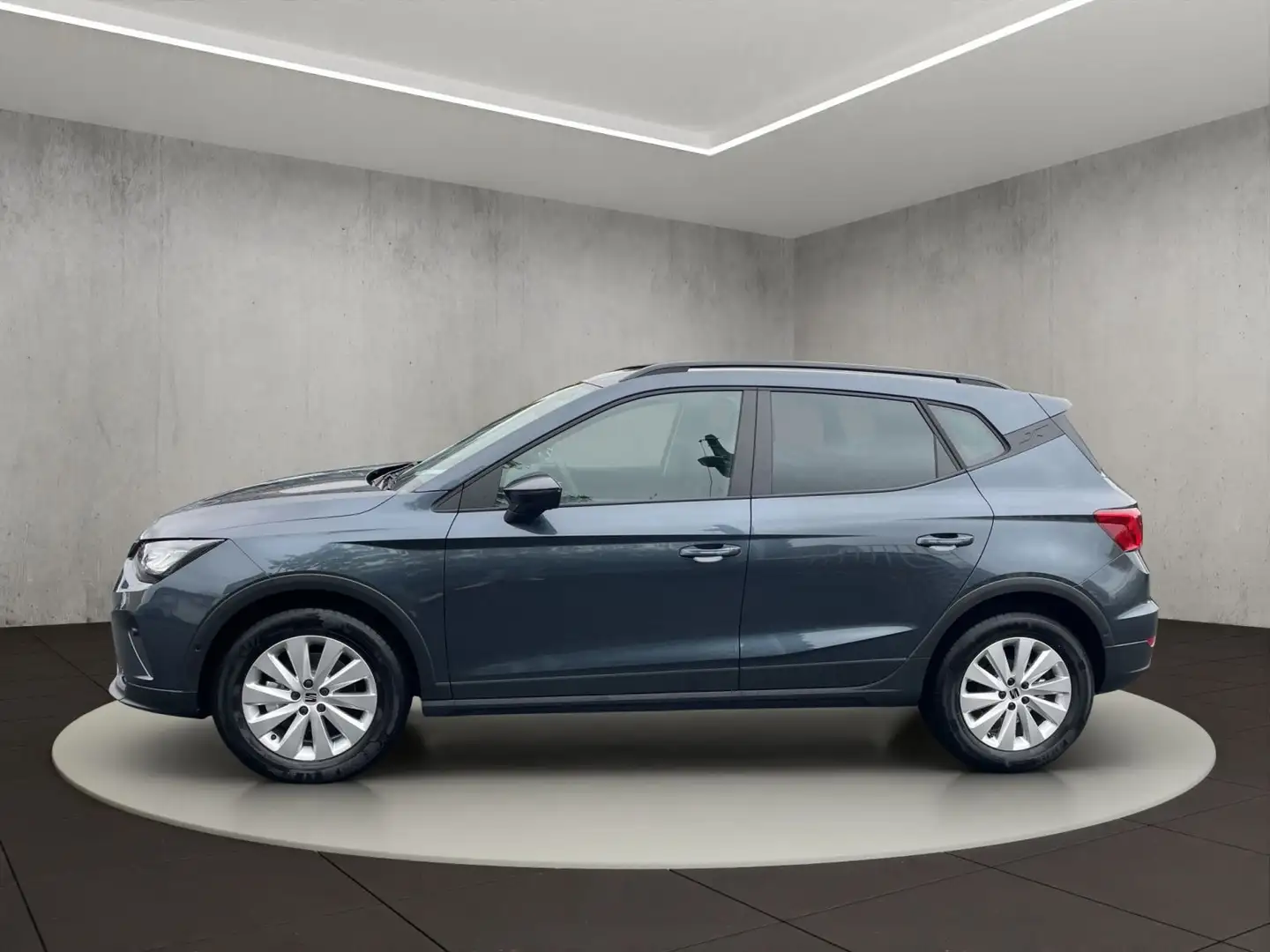 SEAT Arona Road Edition Grijs - 2