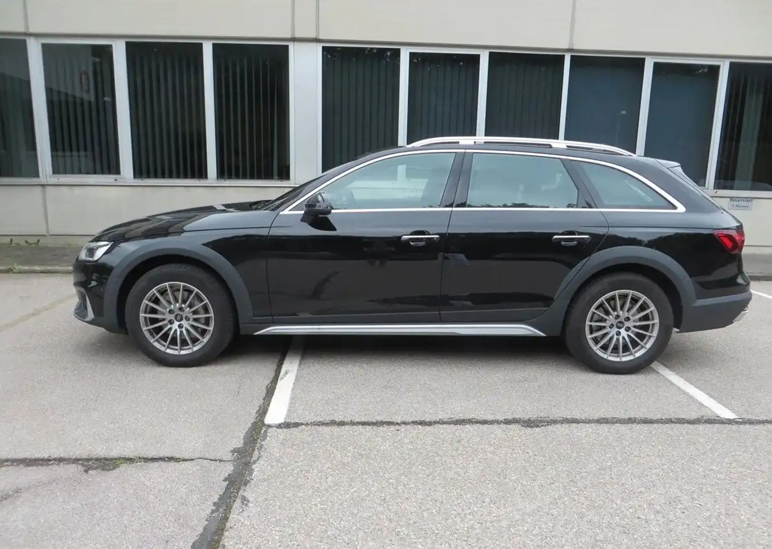 Audi A4 allroad quattro 40 TDI *Standhzg.*Leder*LED* Schwarz - 2