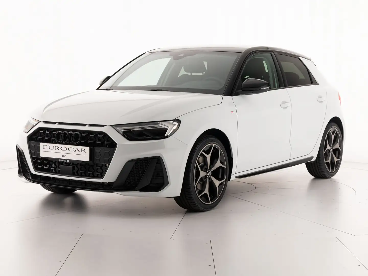 Audi A1 sportback 30 1.0 tfsi identity black 116cv s-troni Blanc - 1