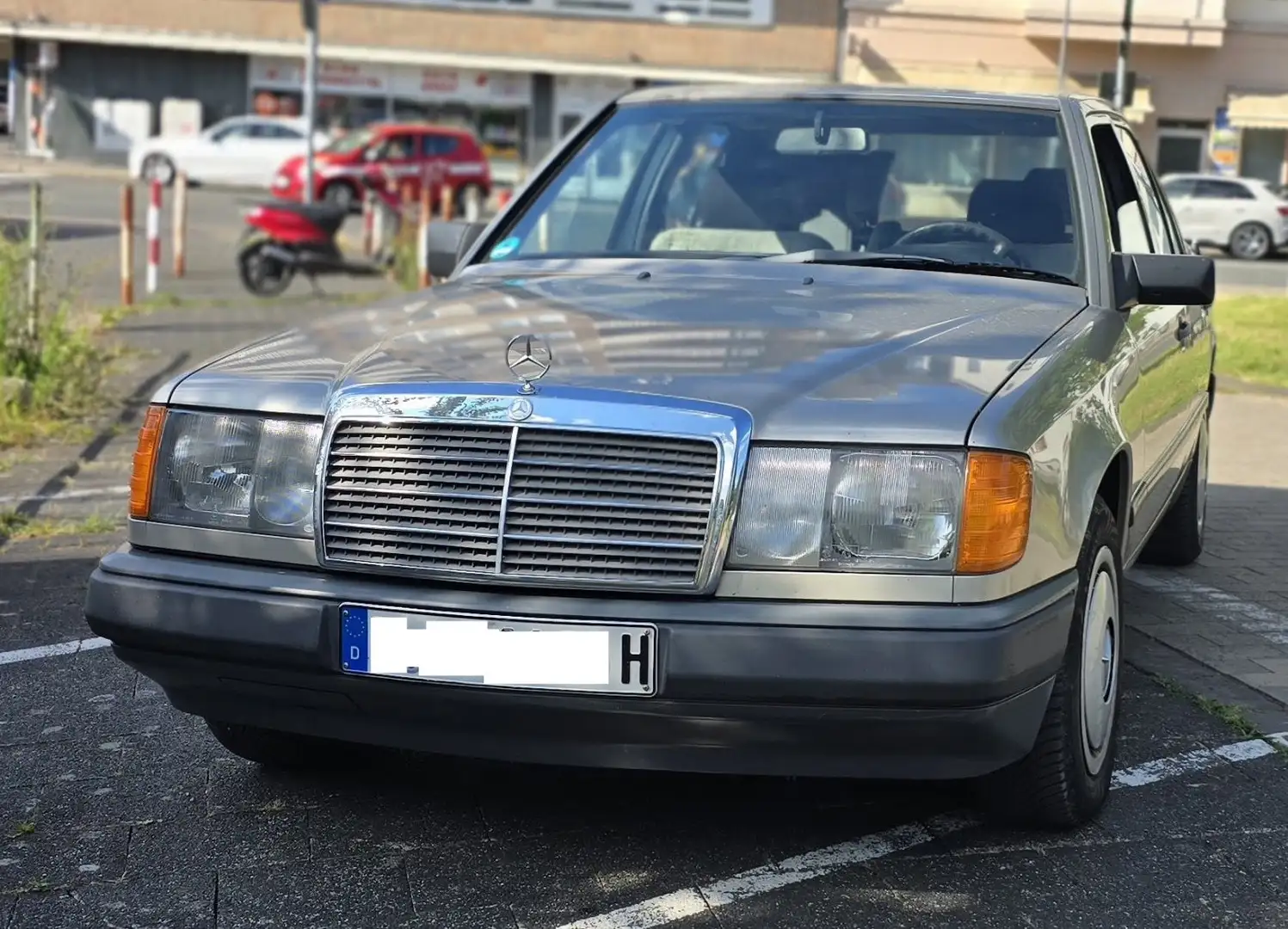 Mercedes-Benz E 230 E-Klasse - 1