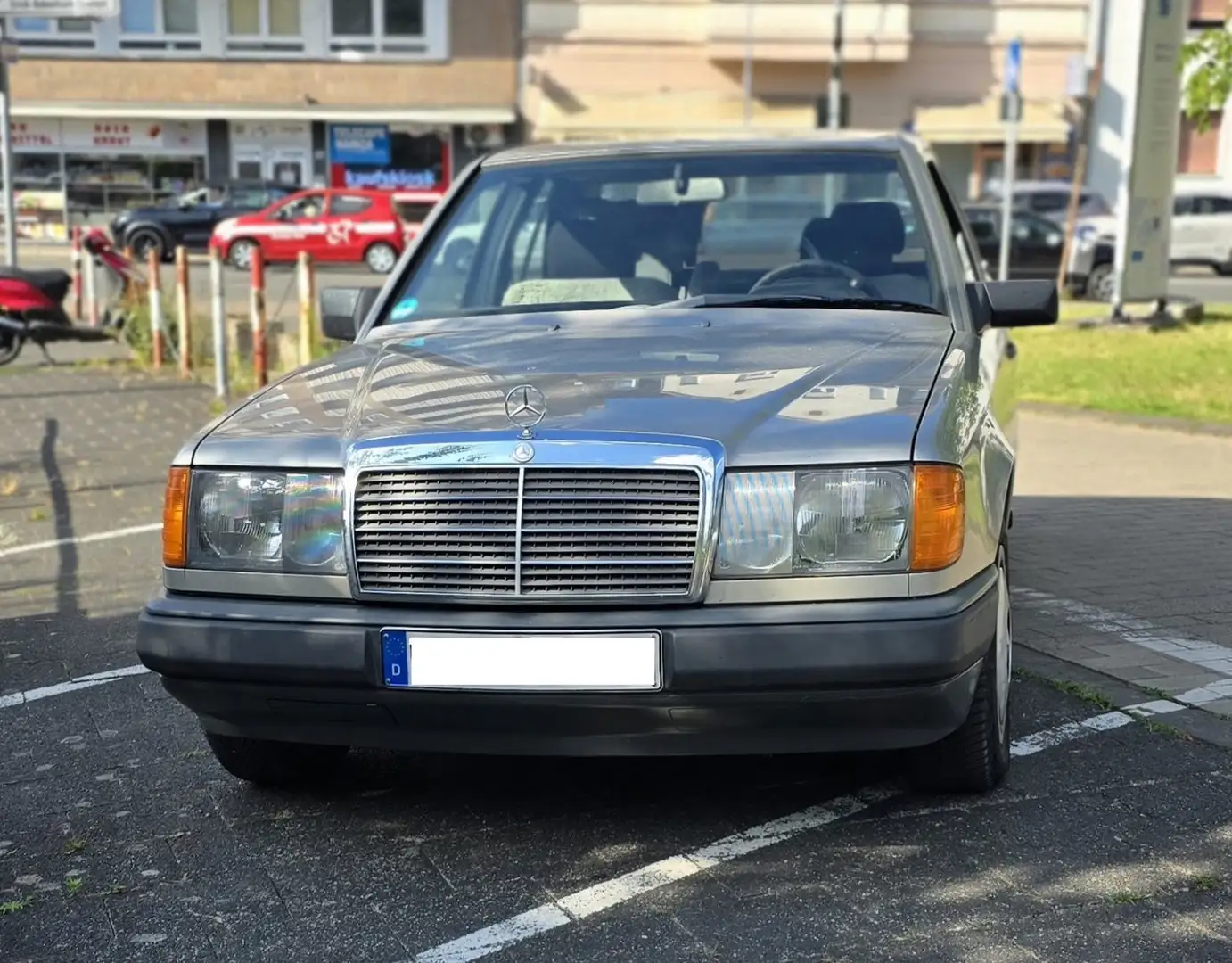 Mercedes-Benz E 230 E-Klasse - 2