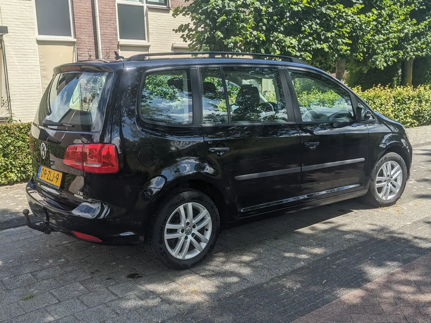 Volkswagen Touran Touran 1.2 TSI Trendl.BM 7p Zwart - 1