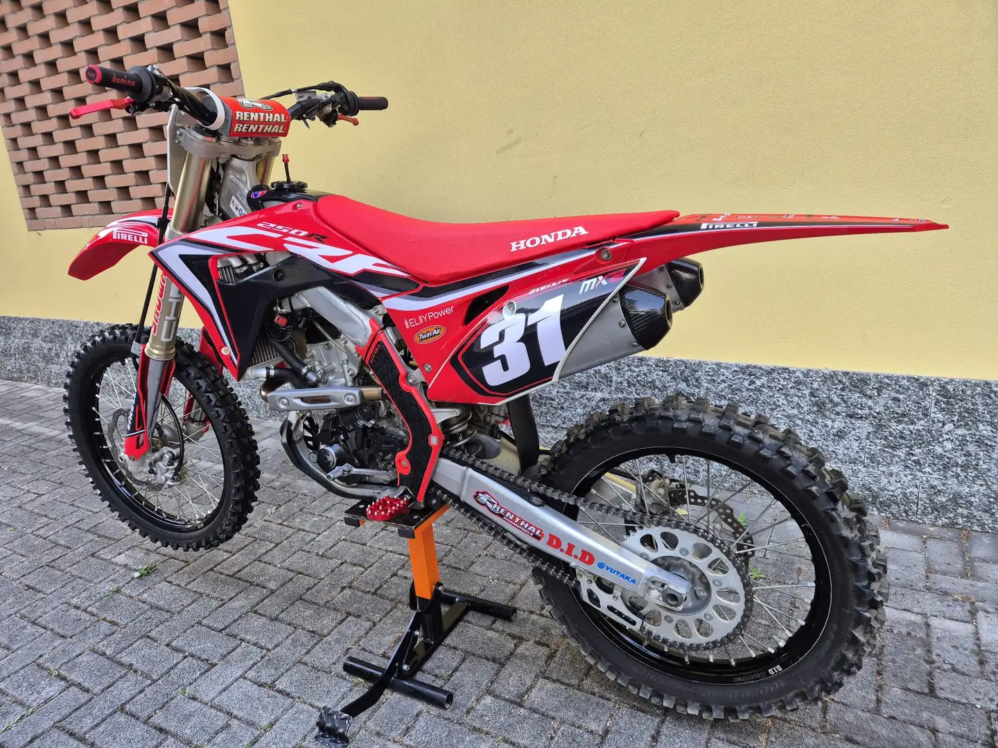 Honda CRF 250 Rouge - 2