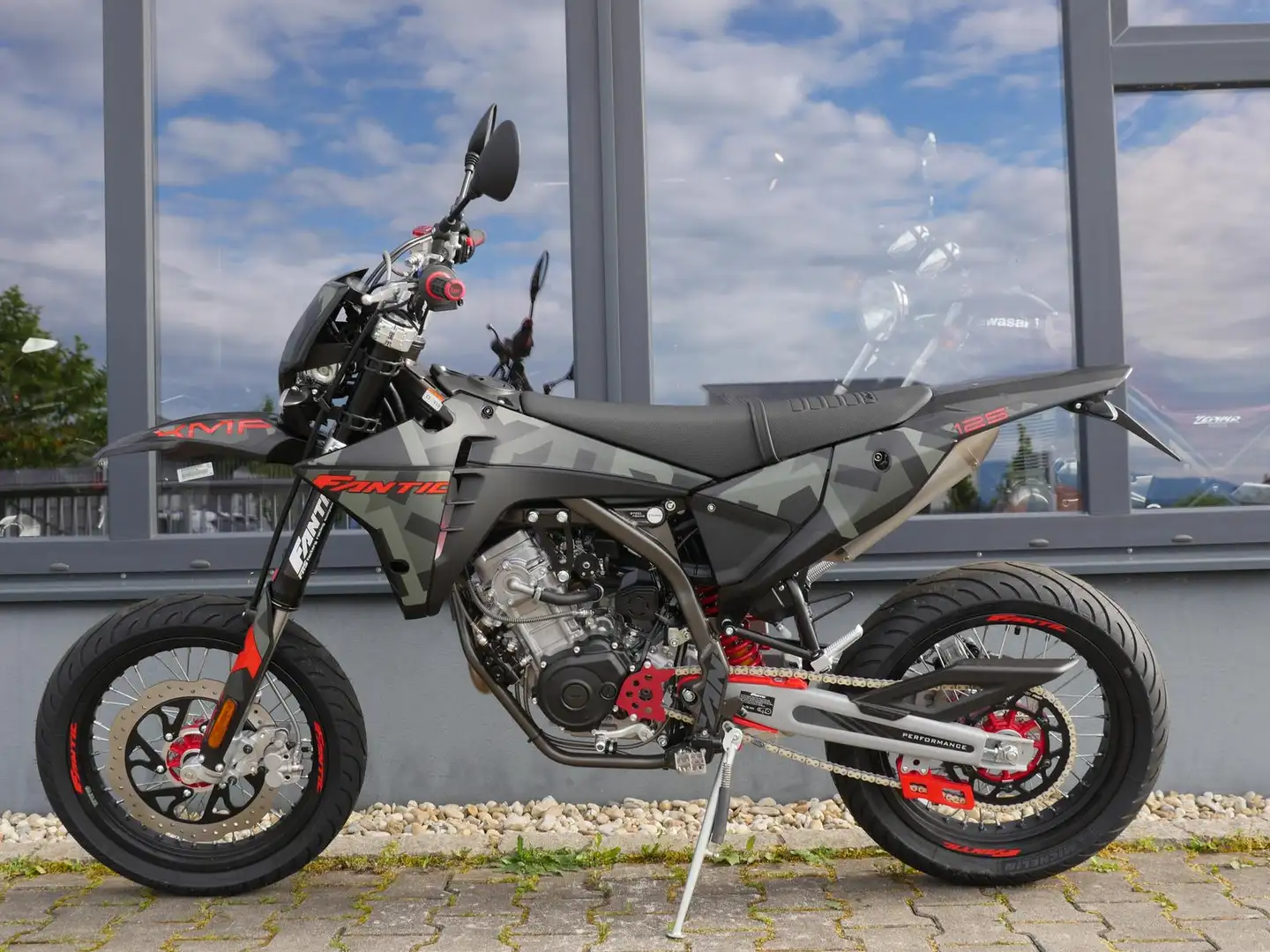 Fantic 125M XMF 125 Motard Performance Camouflage - Limited - 2