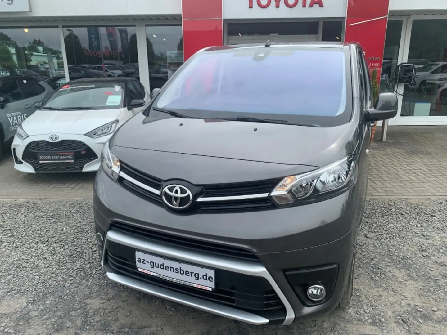 Toyota Proace Verso L1 Team D 2.0 AppleCarPlay+NAVI+SITZHZG Grau - 2