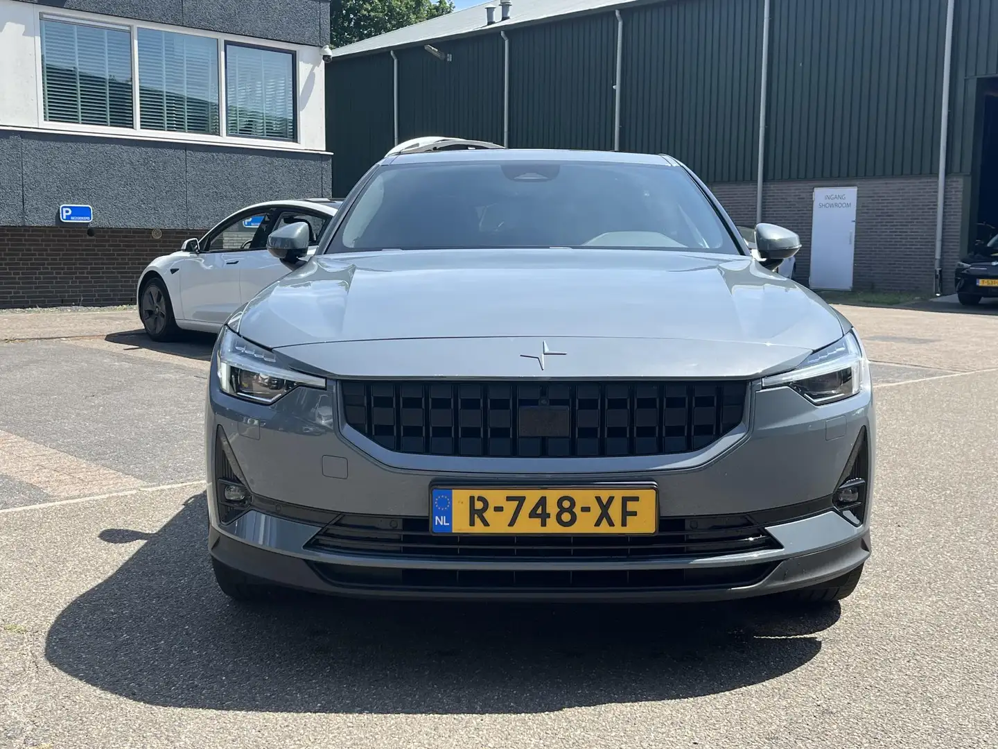 Polestar 2 Long Range Dual Motor Launch Edition 78kWh PANO | Grijs - 2