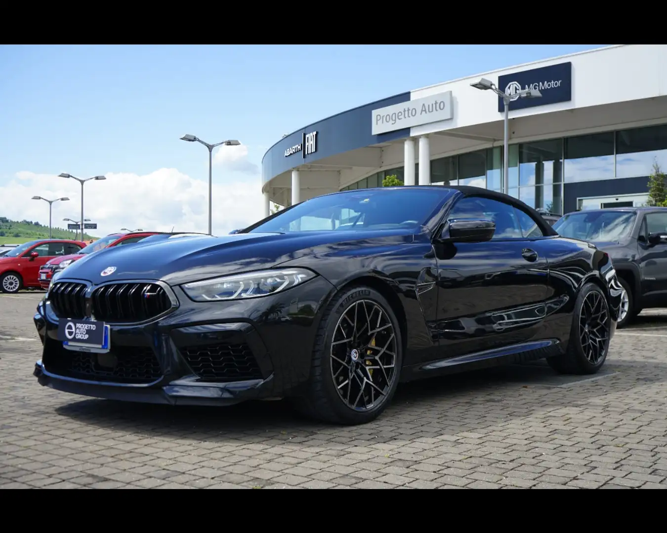 BMW M8 Cabrio Competition Černá - 1