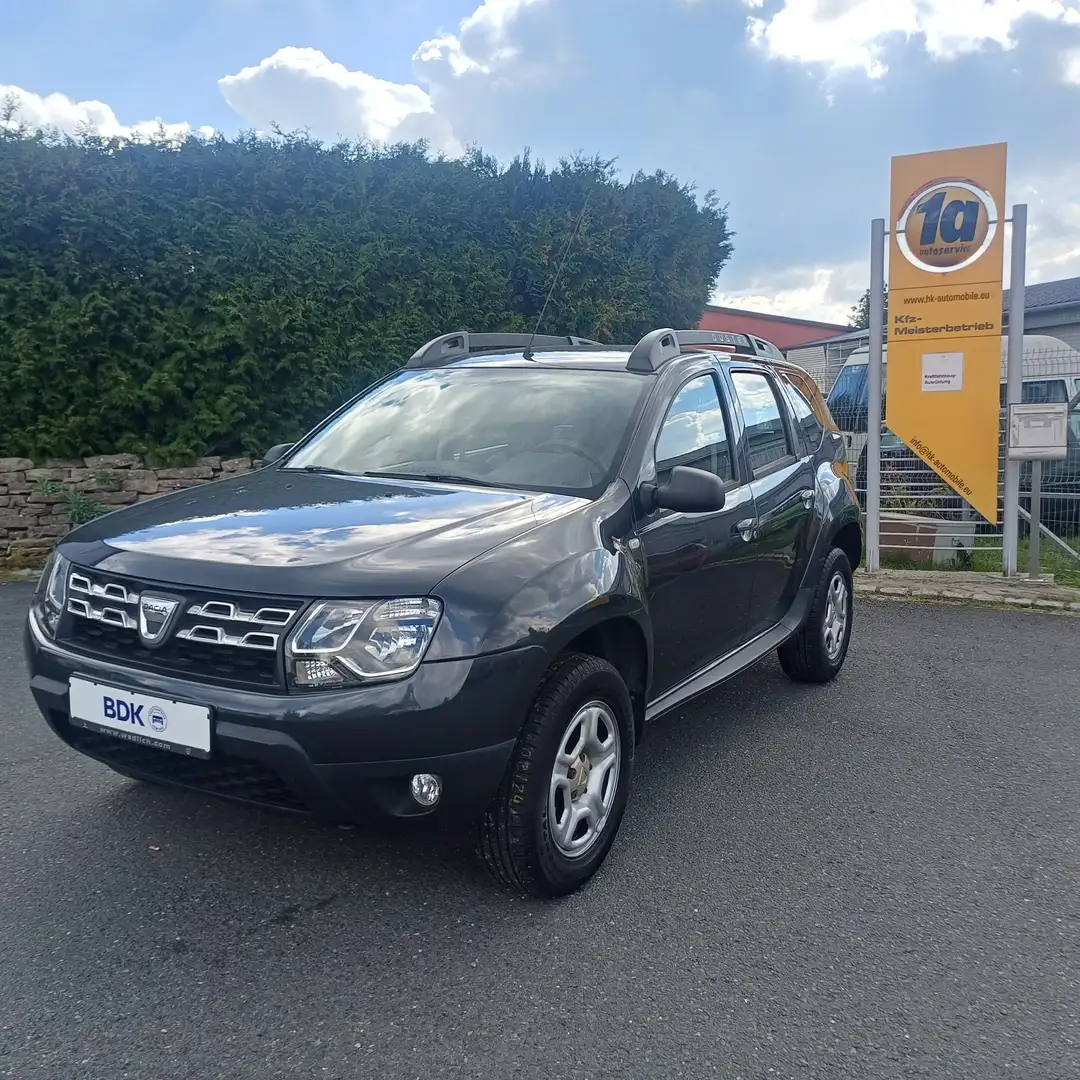 Dacia Duster 53693km,1.Hand,unfallfrei,8 fach bereift Grau - 1