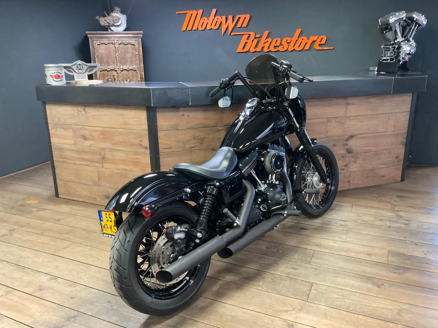 Oldtimer Harley Davidson FXDB 103 Dyna Streetbob Club Style Black Edition P Fekete - 2