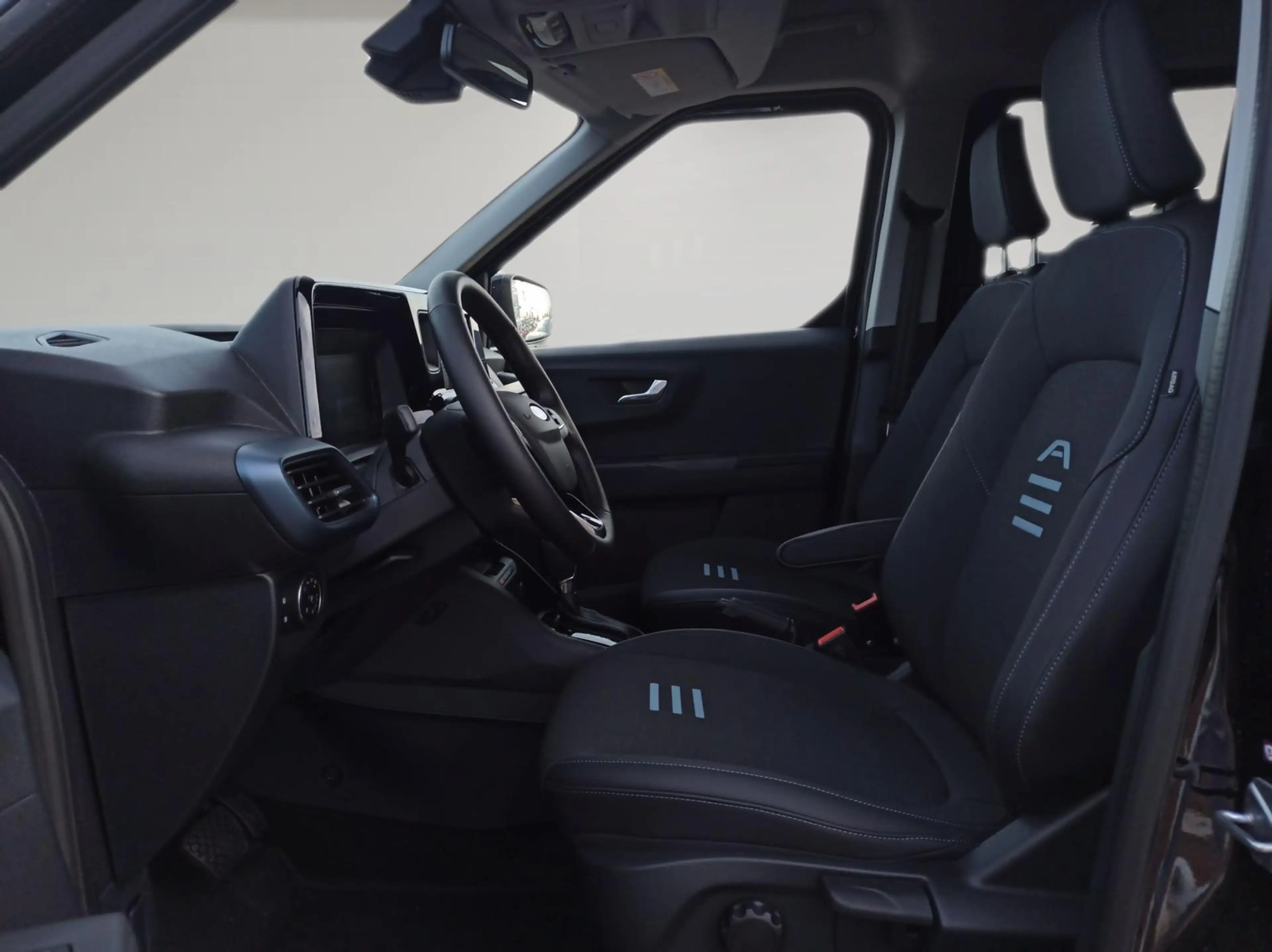 Ford Tourneo Courier Active 1.0L/Fahrassistenz-System — photo 7
