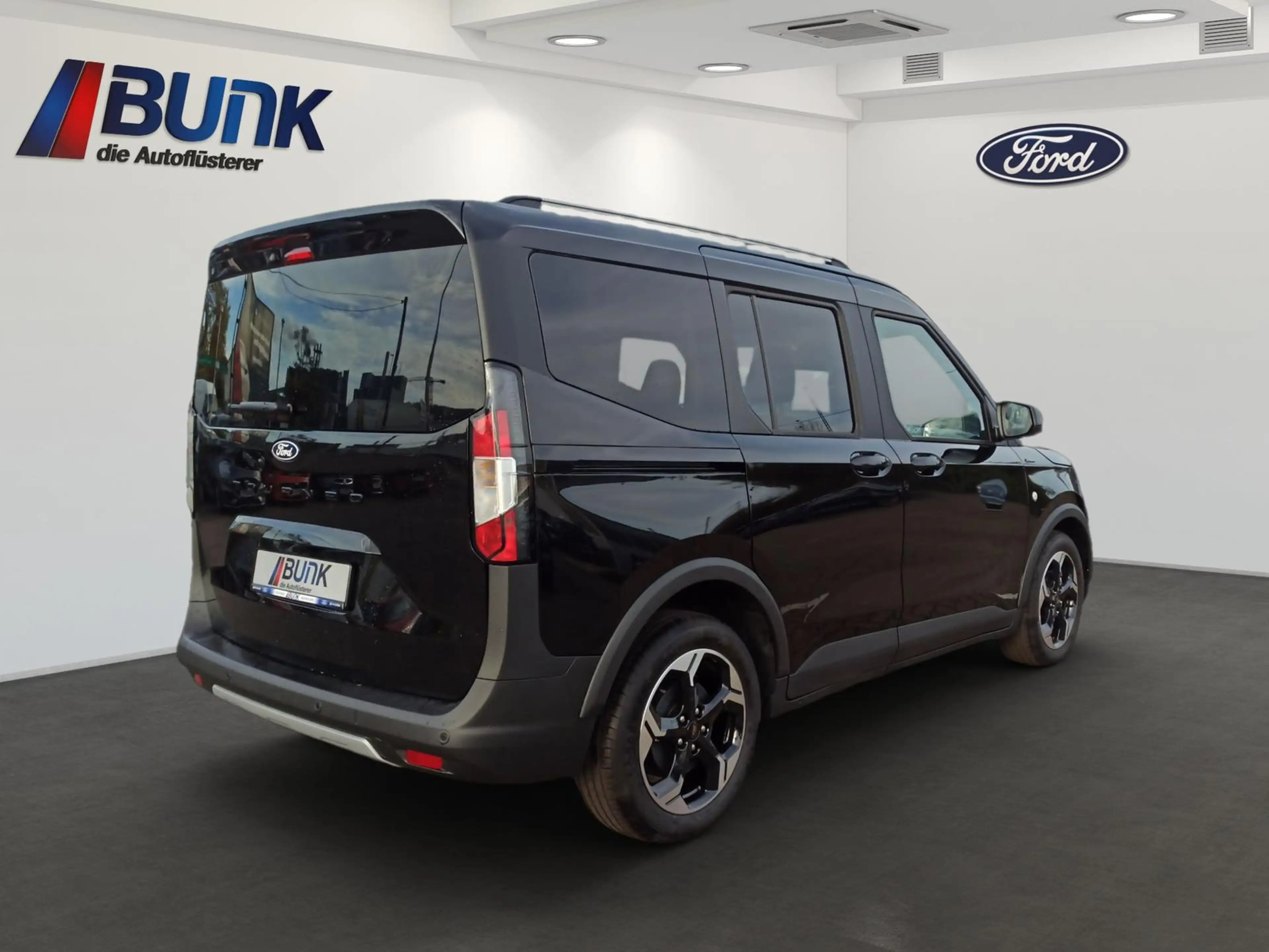 Ford Tourneo Courier Active 1.0L/Fahrassistenz-System — photo 3