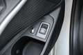 BMW 330 330e Touring l Pano Dak l - thumbnail 34